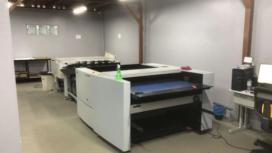 220 فولت الجهد القياسي 2020 سنوات آلة صنع الصفائح الحرارية الأبعاد الفيزيائية 2300*1255*1200mm قابلية تكرار الصفائح ± 5 ميكرومتر